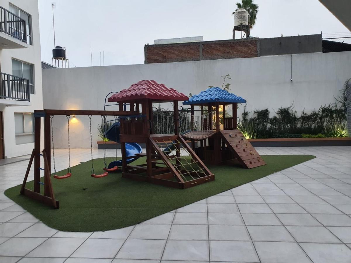 Апартаменты Departamento Nuevo Y Centrico Con Ambiente Familiar En Гвадалахара Экстерьер фото